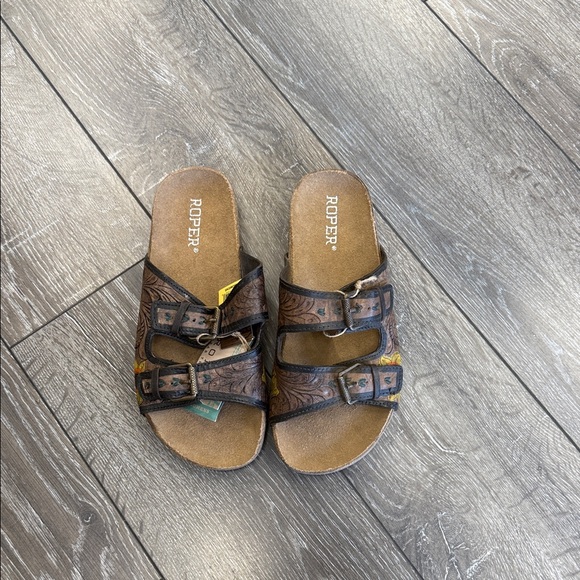 Roper womans Tan and Brown Buckle Sandals - Picture 1 of 2